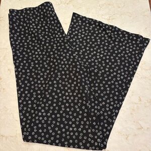 ARULA Wide Leg Daisy Pants - size A (1x)